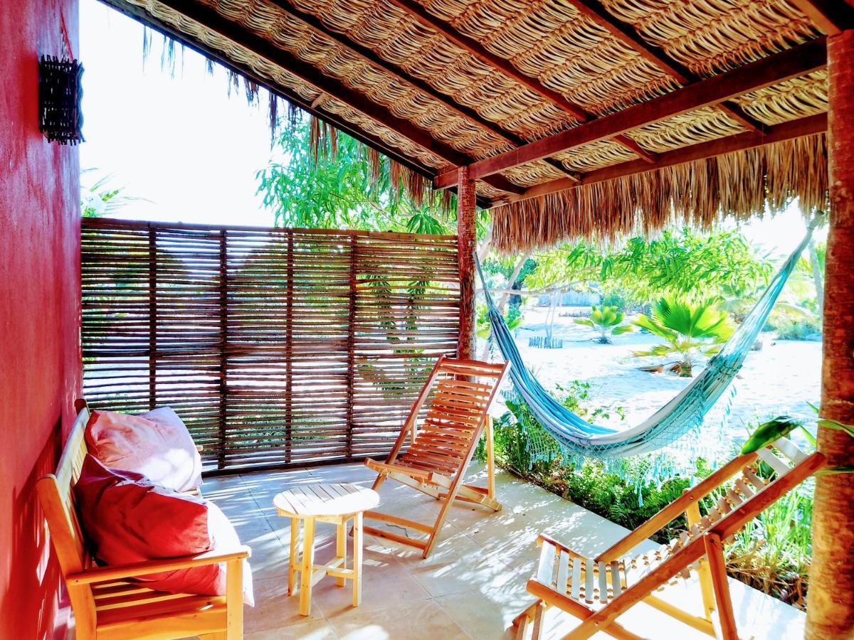 Castelo Vendom Ecolodge Parajuru Exterior photo