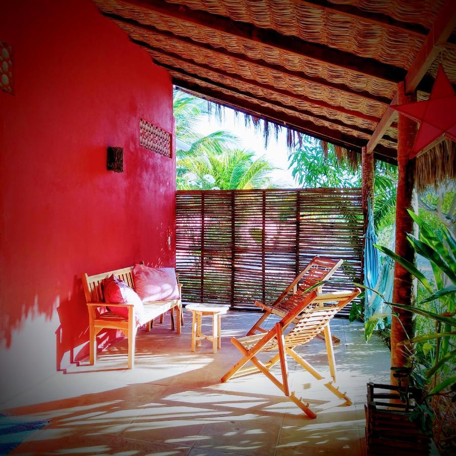Castelo Vendom Ecolodge Parajuru Exterior photo